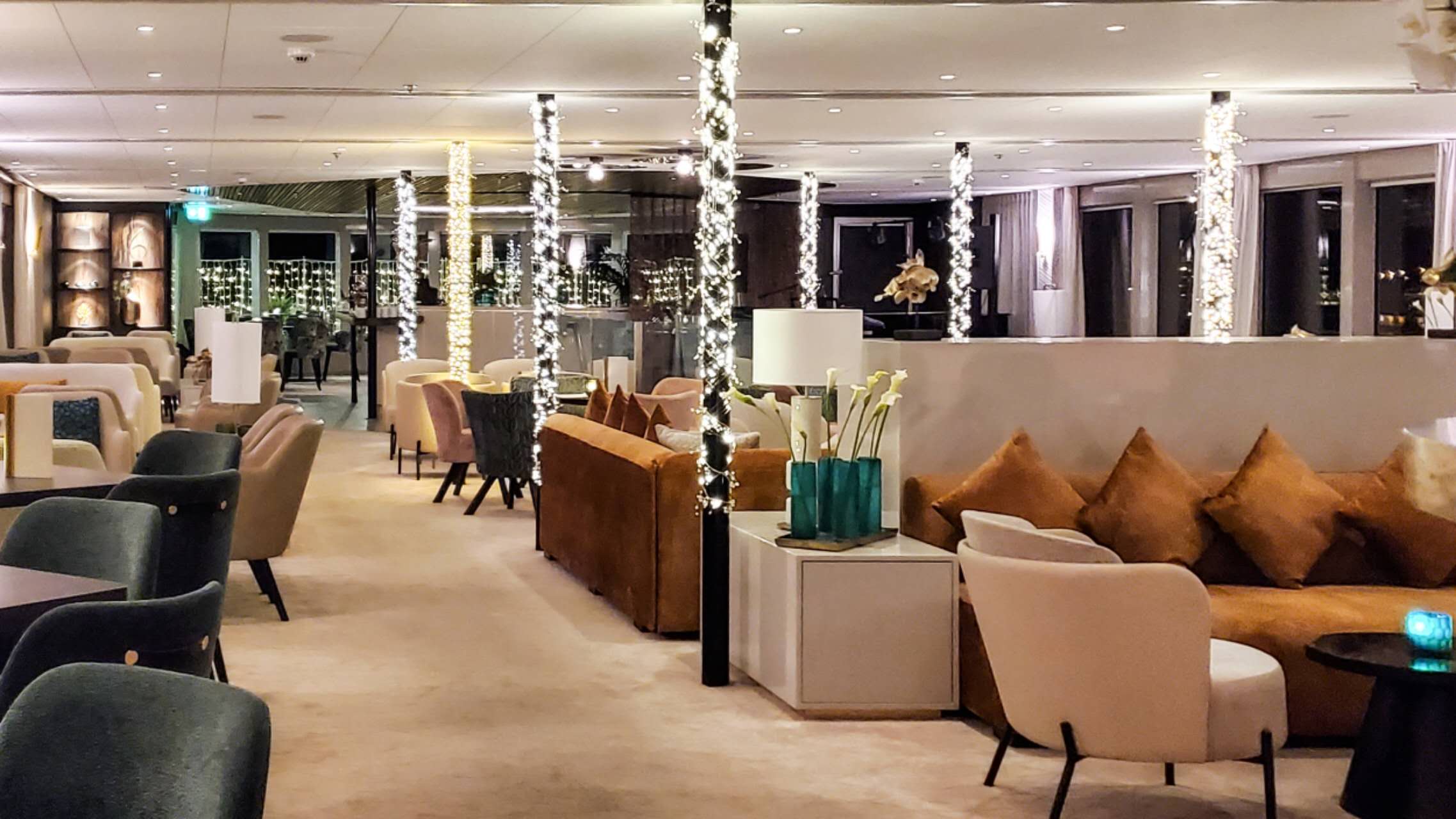 洛杉矶、纽约、西雅图、华盛顿、巴黎+4