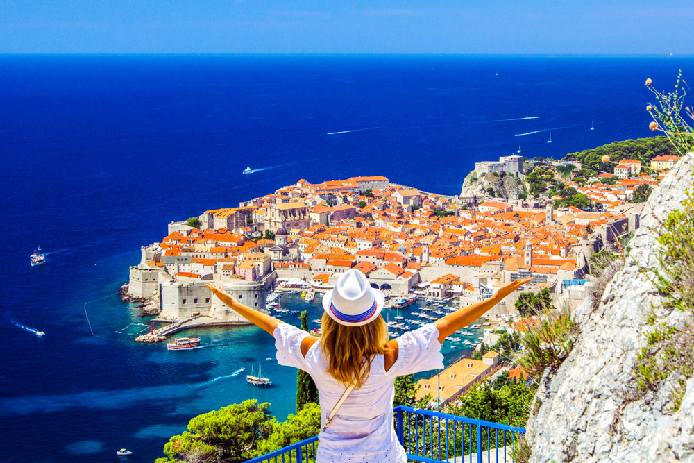 8-Day Balkan Tour from Split: Croatia, Hungary, Bosnia and Herzegovina | Dubrovnik | Budapest | Zagreb | Zadar | Plitvice Lakes National Park